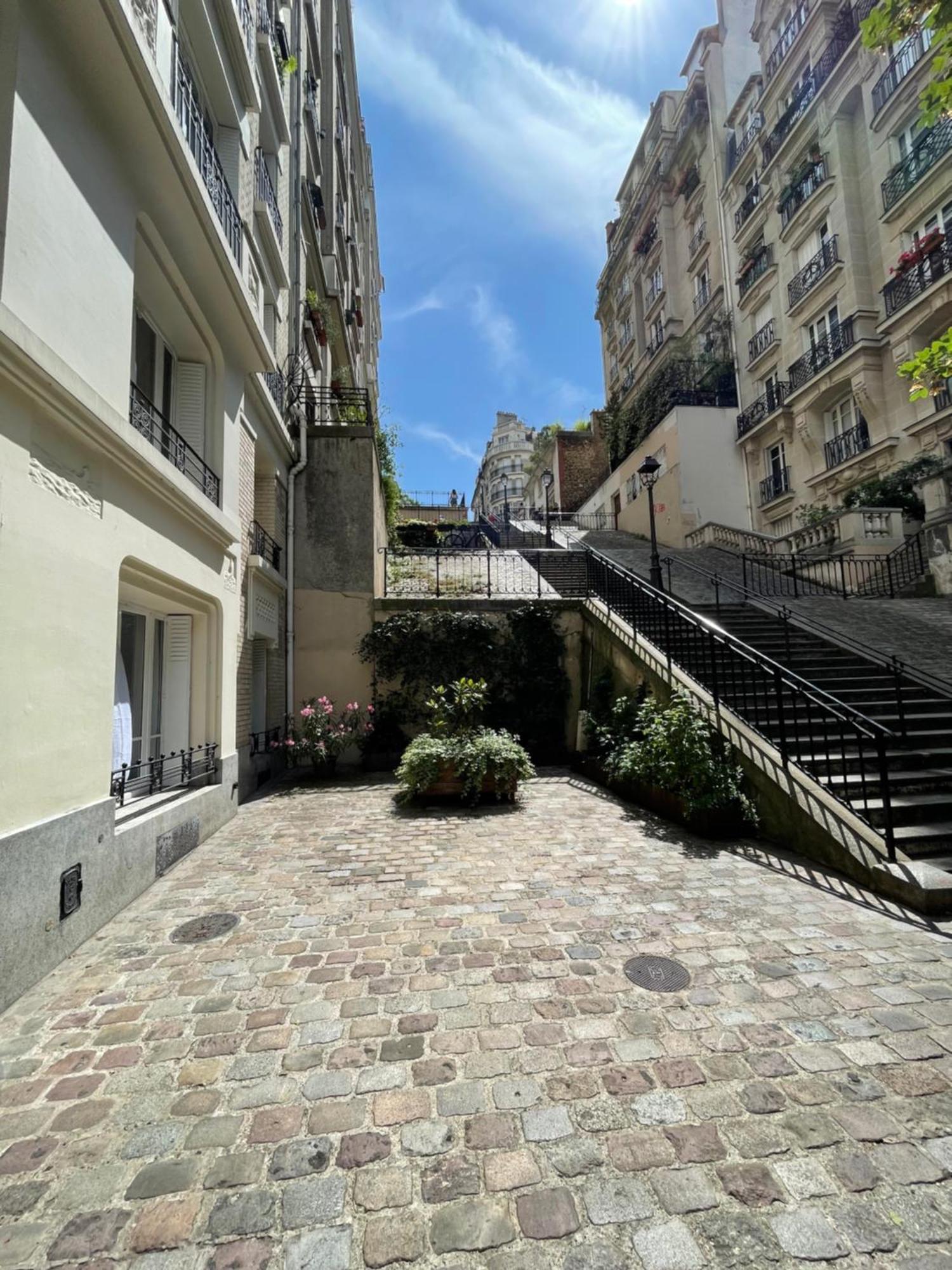 Appartamento Montmartre Sacre Coeur Parigi Esterno foto